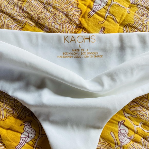 🐚KAOHS WHITE SALTY BIKINI BOTTOMS 🐚 - Picture 3 of 16